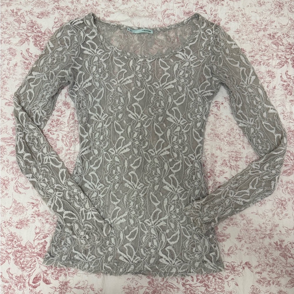 Delicate Lace Long-Sleeve Top - Light Gray